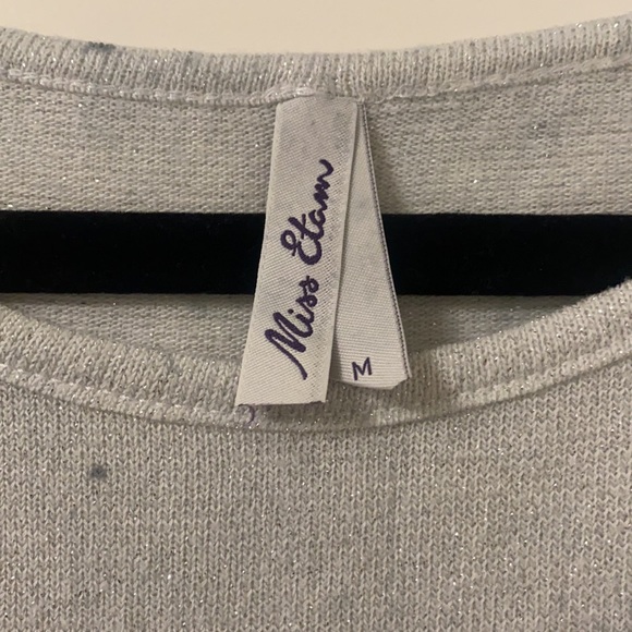 Ribbed flowy t-shirt - Picture 2 of 7